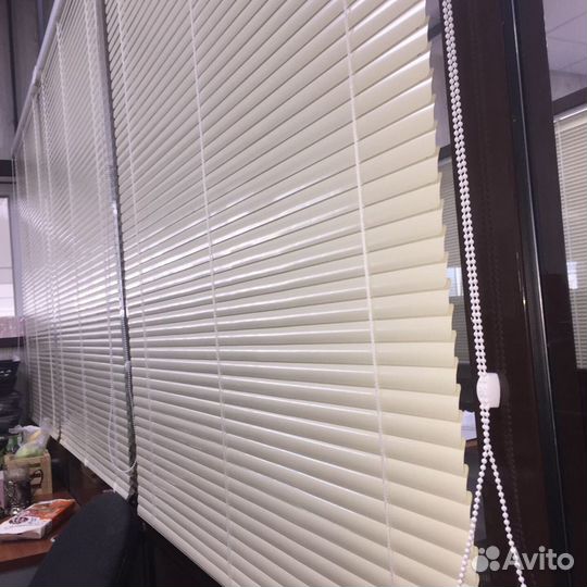 Жалюзи горизонтальные алюминиевые