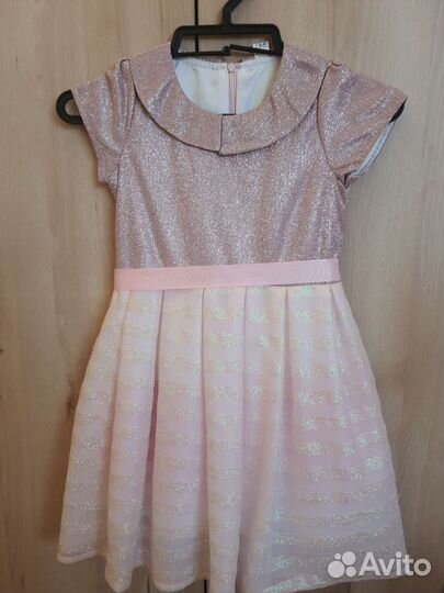 Платье для девочки праздничное