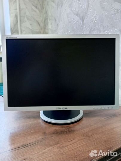 Монитор Samsung 20