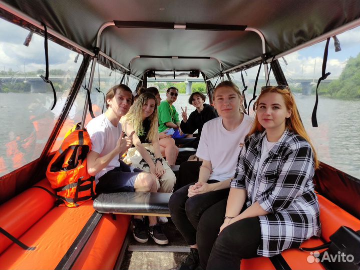 Экскурсионная лодка (речной трамвай) 8 метров