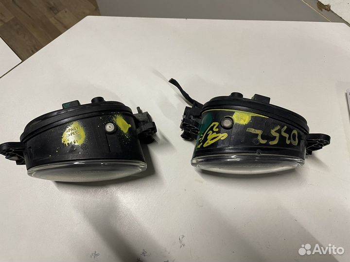 Фара противотуманная правая/левая MBenz GL-Class