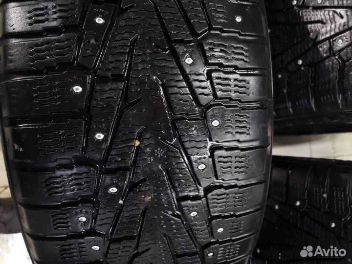 Nokian Tyres Hakkapeliitta 7 SUV 265/45 R21