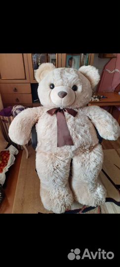Плюшевый медведь большой