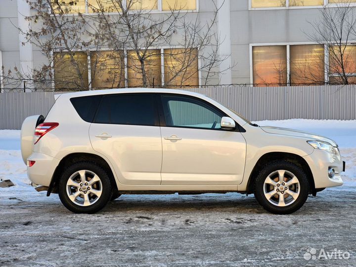 Toyota RAV4 2.0 CVT, 2011, 97 000 км