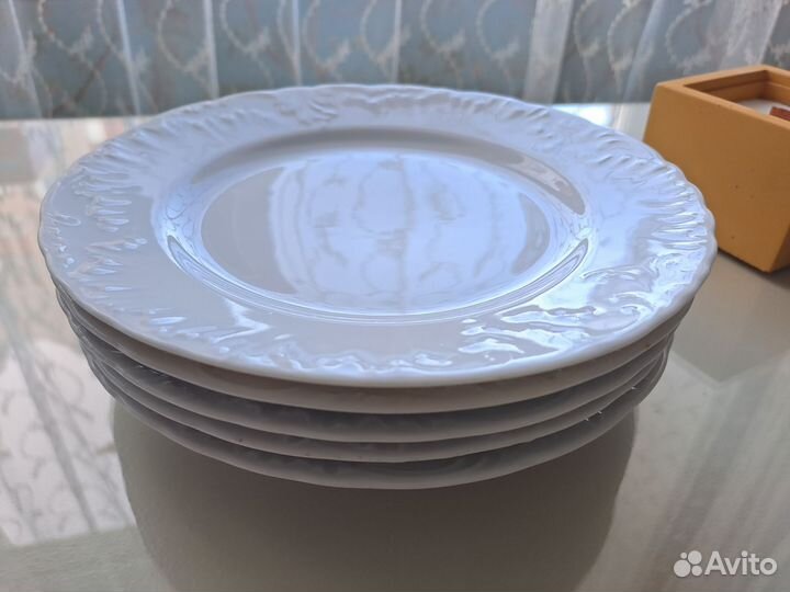 Тарелки столовые