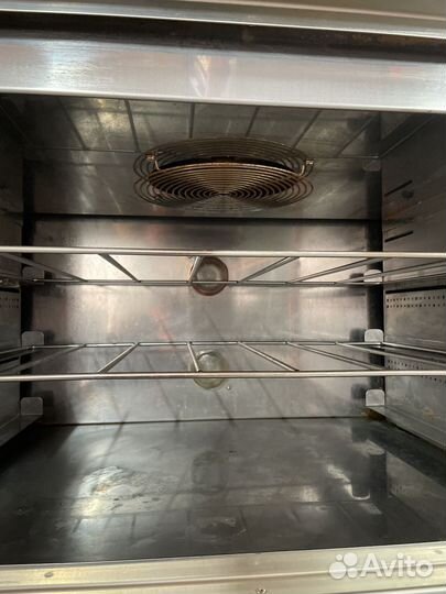 Конвекционная печь с расстоичным шкафом