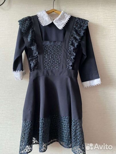 Белый школьный фартук