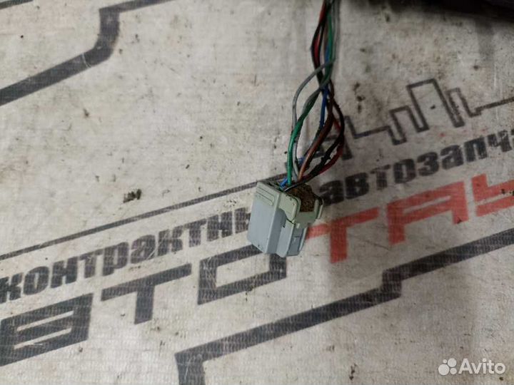 Зеркало ford focus DAW DBW DFW DNW 8 контактов лев