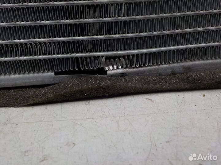 Радиатор основной на Land Rover Discovery Sport