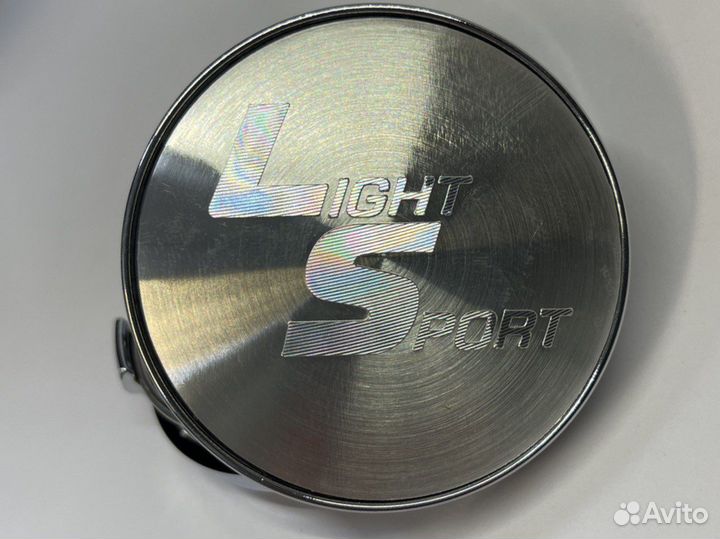 Оригинальный колпачок для дисков LS