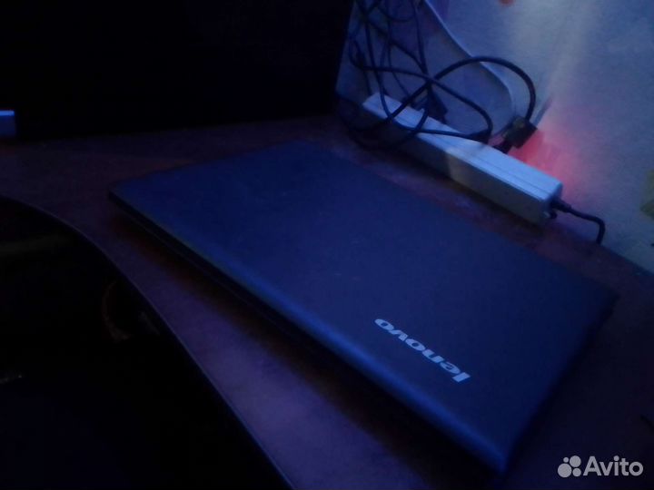 Ноутбук lenovo
