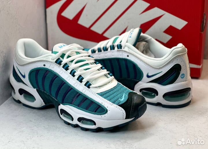 Nike Air Max Tailwind 4