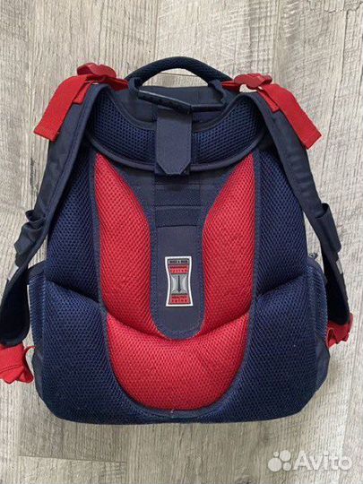 Рюкзаки ранцы для школы