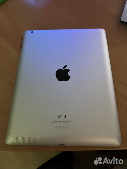 iPad 4 (A1458) прямиком с солнечного курорта