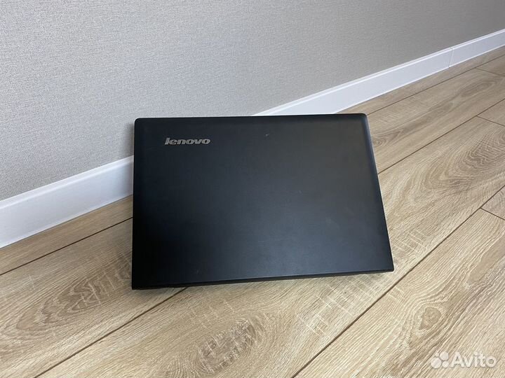 Ноутбук Lenovo