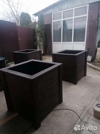 Кашпо напольное