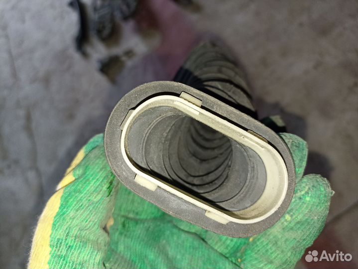 Гофра проводки на дверь Skoda fabia 1