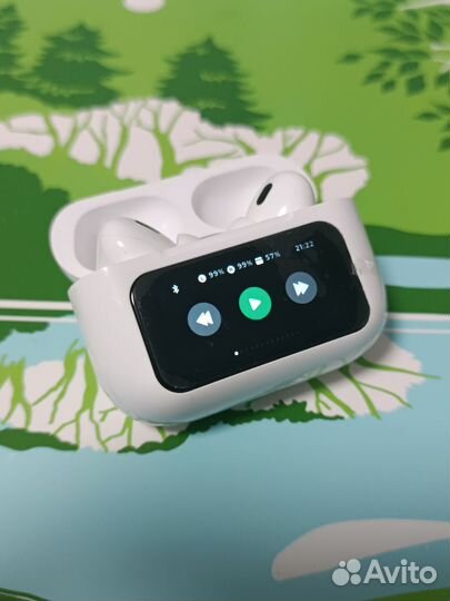 Беспроводные наушники с сенсорным экраном