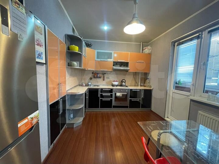 2-к. квартира, 70,8 м², 3/10 эт.