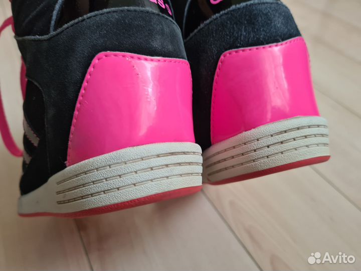 Кроссовки adidas 34 35