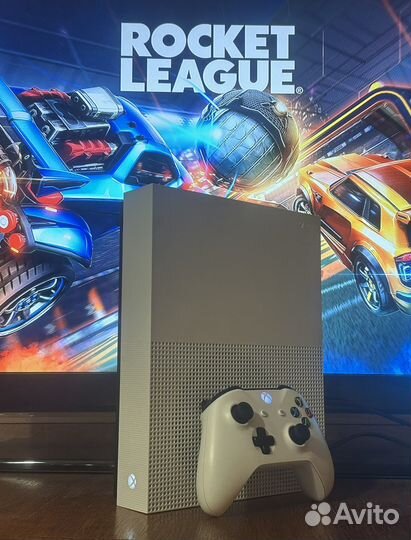 Xbox One S 1tb с играми + гарантия