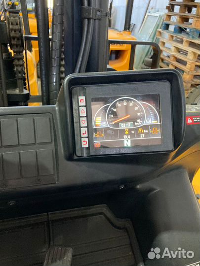 Вилочный погрузчик Hyundai 33D-9E, 2023