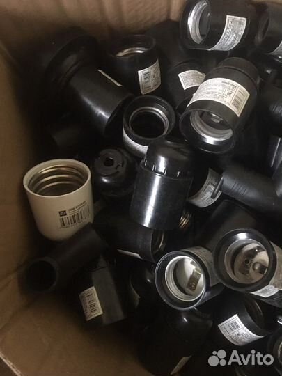 Патрон для лампы