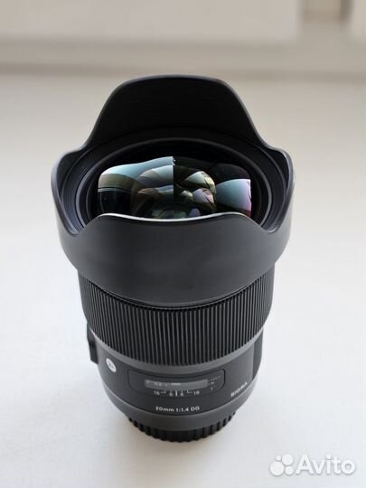 Объектив sigma 20mm f1.4 canon