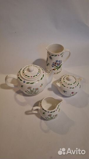 Чайник, сахарница, сливочник, молочник. Англия