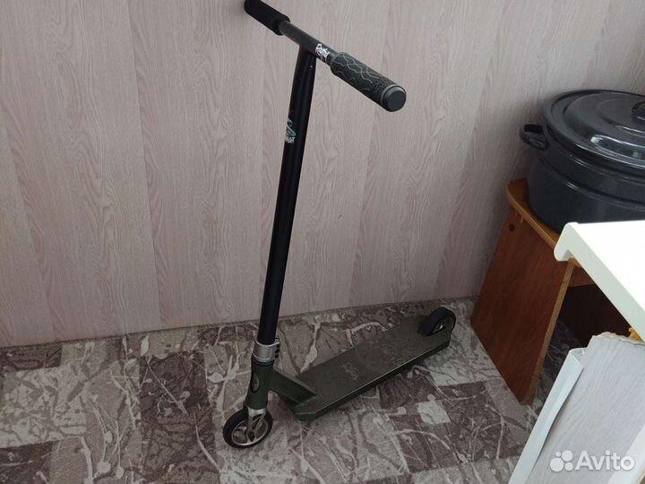 Трюковой самокат