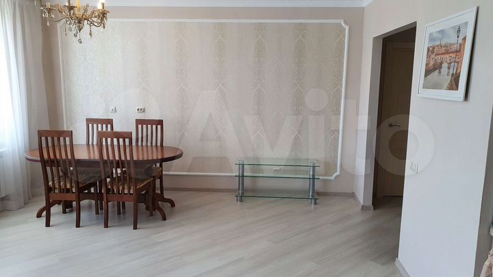 2-к. квартира, 75 м², 8/12 эт.