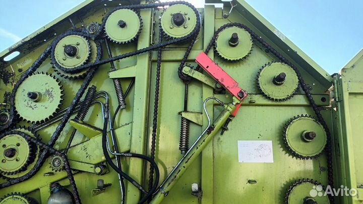 Пресс-подборщик Claas Rollant 44, 2000