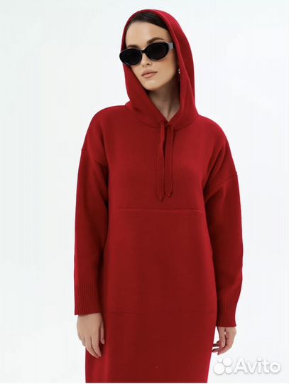 Платье теплое вязаное длинное