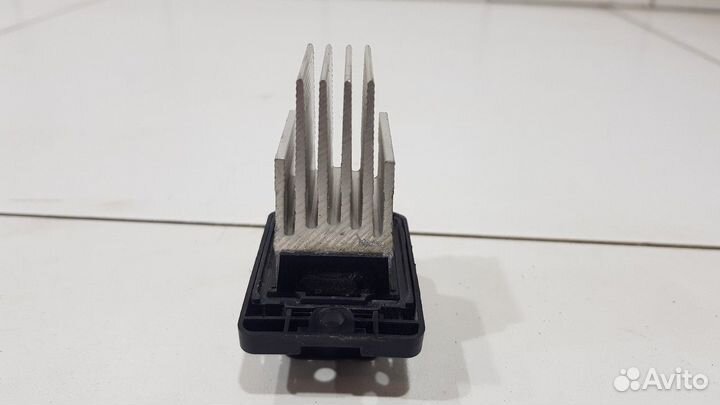 Резистор отопителя (Kia Mohave)