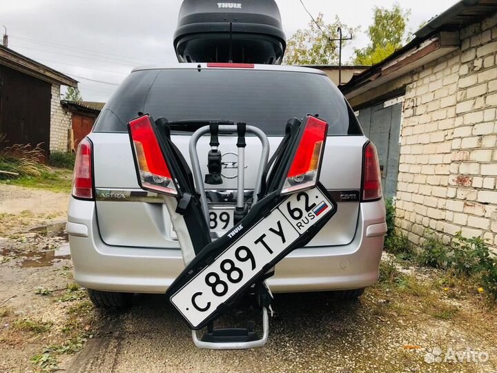 Велобагажник на фаркоп thule складной откидной