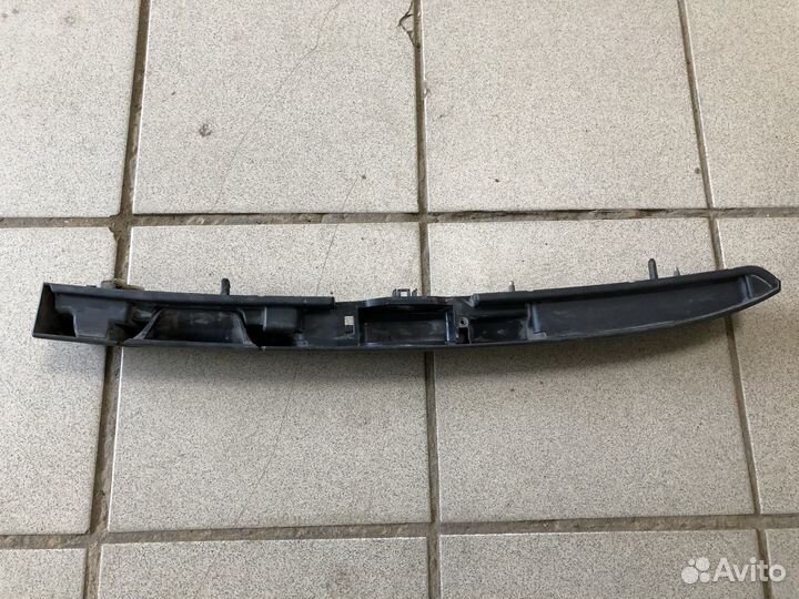 Планка заднего номера с ручкой Лада Ларгус