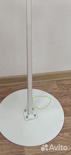 Вешалка напольная в стиле лофт белая