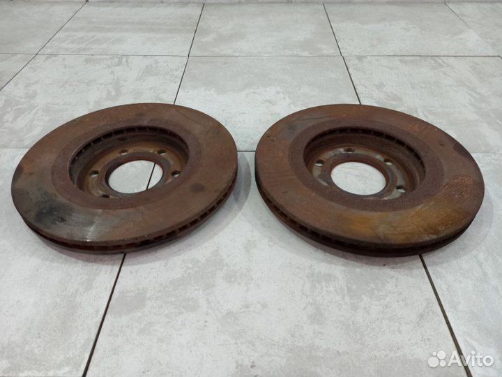 Тормозные диски переднее Infiniti Qx56 JA60 5.6L