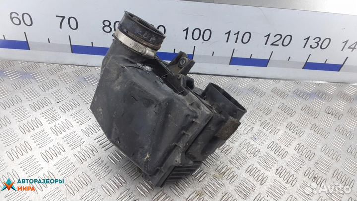 Корпус воздушного фильтра Suzuki SX4 2009