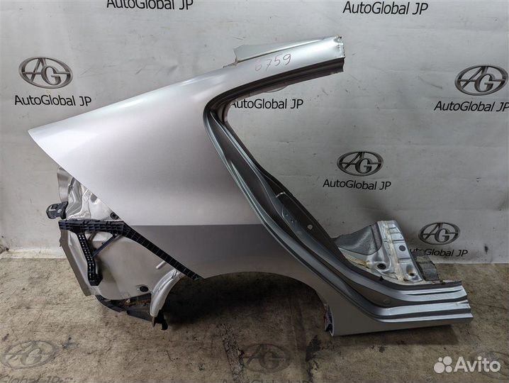 Крыло заднее правое Honda Insight