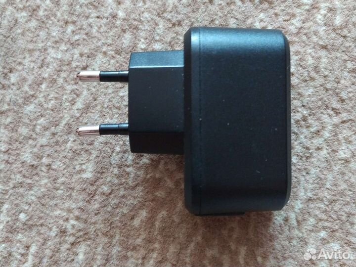 Адаптер питания для смартфона