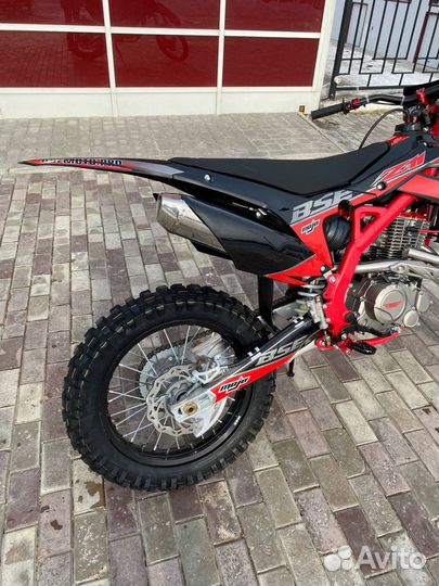 Кроссовый мотоцикл BSE Z11