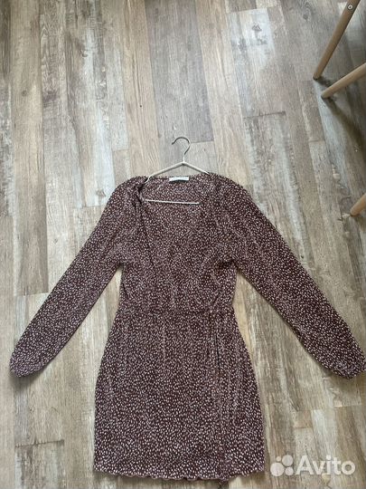 Платье мини с запахом hm