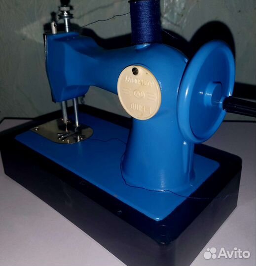 Детская швейная машина СССР
