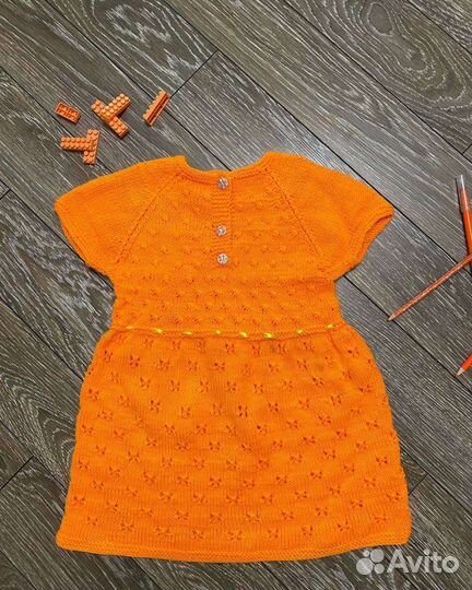 Платье вязаное