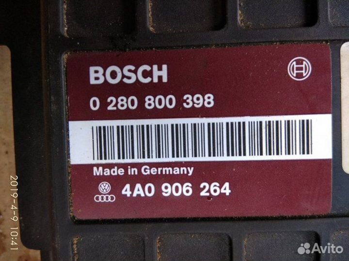 Блок управления двс Audi 100 4A2 AAR 1991