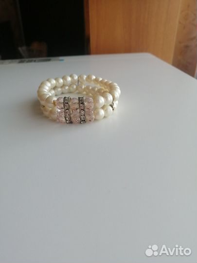 Браслет из белого жемчуга