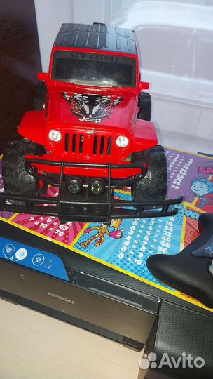 Машинка на радиоуправлении большая