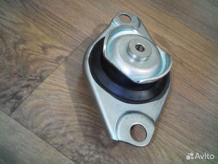 Задняя опора двс Fiat Albea 1.4