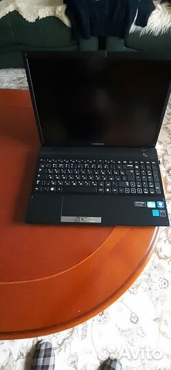 Ноутбук Samsung np300v5a i7 (8 CPU)